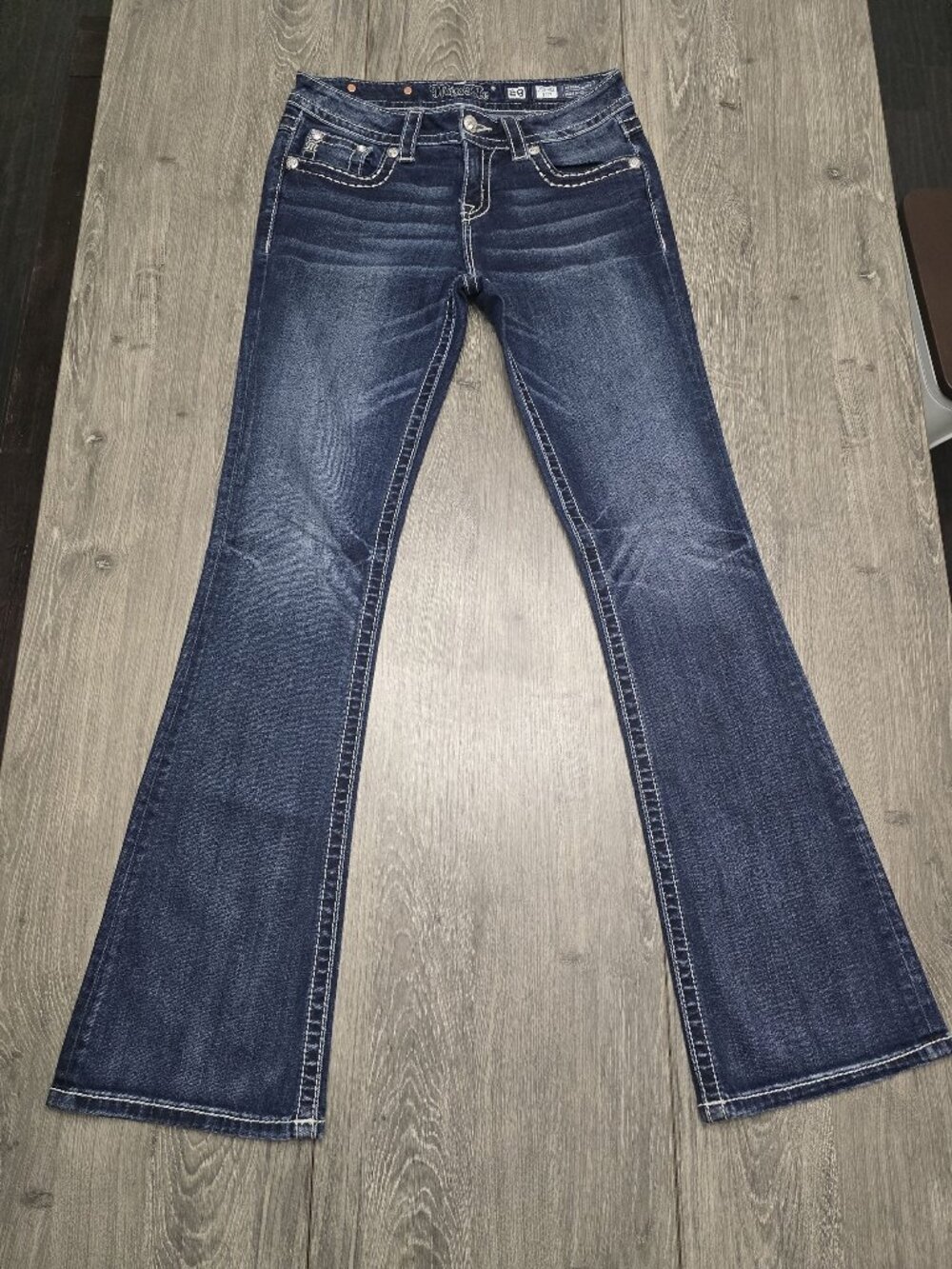 Miss Me Womens Bootcut Jeans Size 28 Star Embroidery Rhinestone Pockets